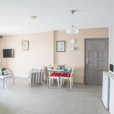 So4 Appartement Ayía Nápa