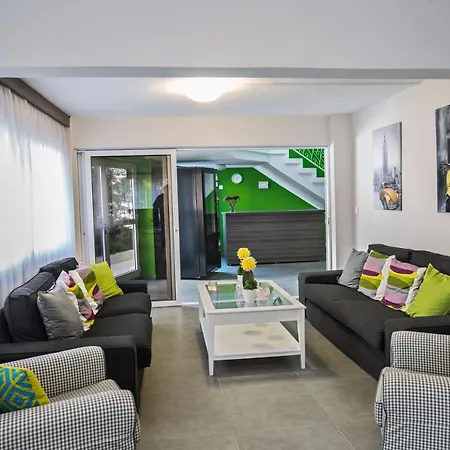 So4 Apartment